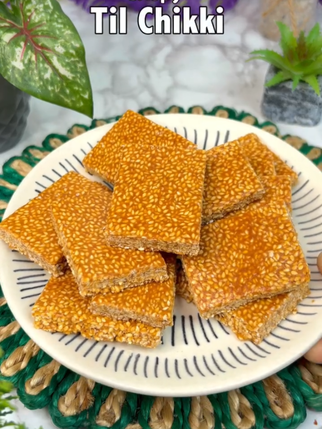 Crispy Till chilli recipe #chikki #tilchikki #food #snacks #Recipe #cooking 