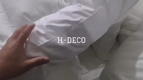 Douceur et confort au rendez-vous ! Notre nouveau surmatelas transforme chaque nuit en une véritable expérience de bien-être. Avec son soutien moelleux et son toucher doux, il offre une sensation d’enveloppement unique. Parce que votre sommeil mérite ce qu’il y a de meilleur, adoptez le compagnon parfait pour des nuits réparatrices. Le luxe s’invite dans vos rêves  Dimension 180x200 ☎️ 338489573 📱 776898989 #wallyseckofficiel #vivianechidid #mackysall #abbanostress #youssoundour #lingedemaisondakar #amadeus  @Viviane Chidid💕🎤 