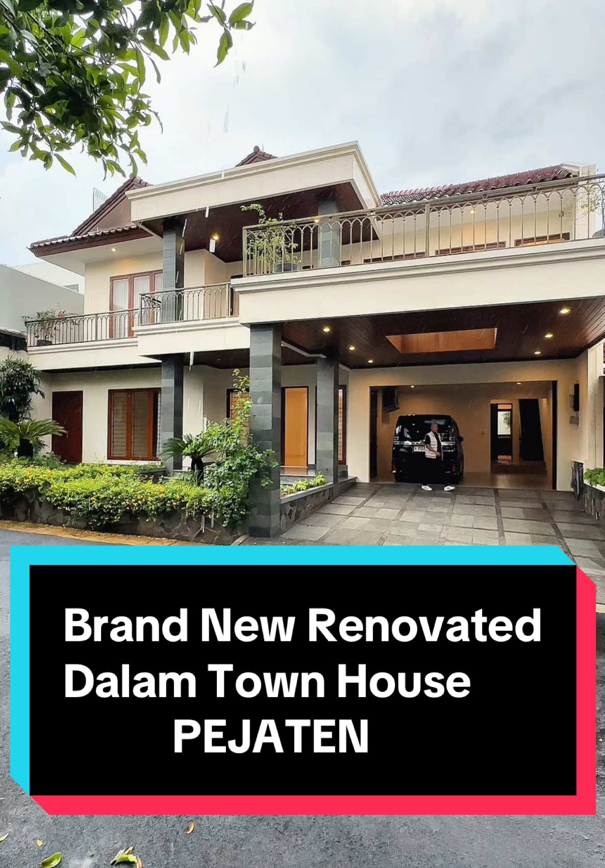 FOR SALE Brand New House ( Renovated) dlm Exclusive Town House di belakang Pejaten Village Lokasi Akses mudah Jalan Lebar Dkt ke Kemang,Buncit Lt 400 M² Lb 400 M² Kt 5 +2 Km 5 +1 2 lantai, Swimming Pool, Lantai marmer slab,full Ac, Ceiling Fan Kitchen Fully Furnished, Bath Room  Harga 12.5 M nego More Info : Akmal 0812-8246-6225 #fivehomesofficial#fivehomesjakarta #fivehomes #garasifivehomes #fypシ゚viral #fyp #fypシ゚viral brandnewshouse#rumah2lantai #privatepool #pejaten #rumahasri #jakartaselatan 