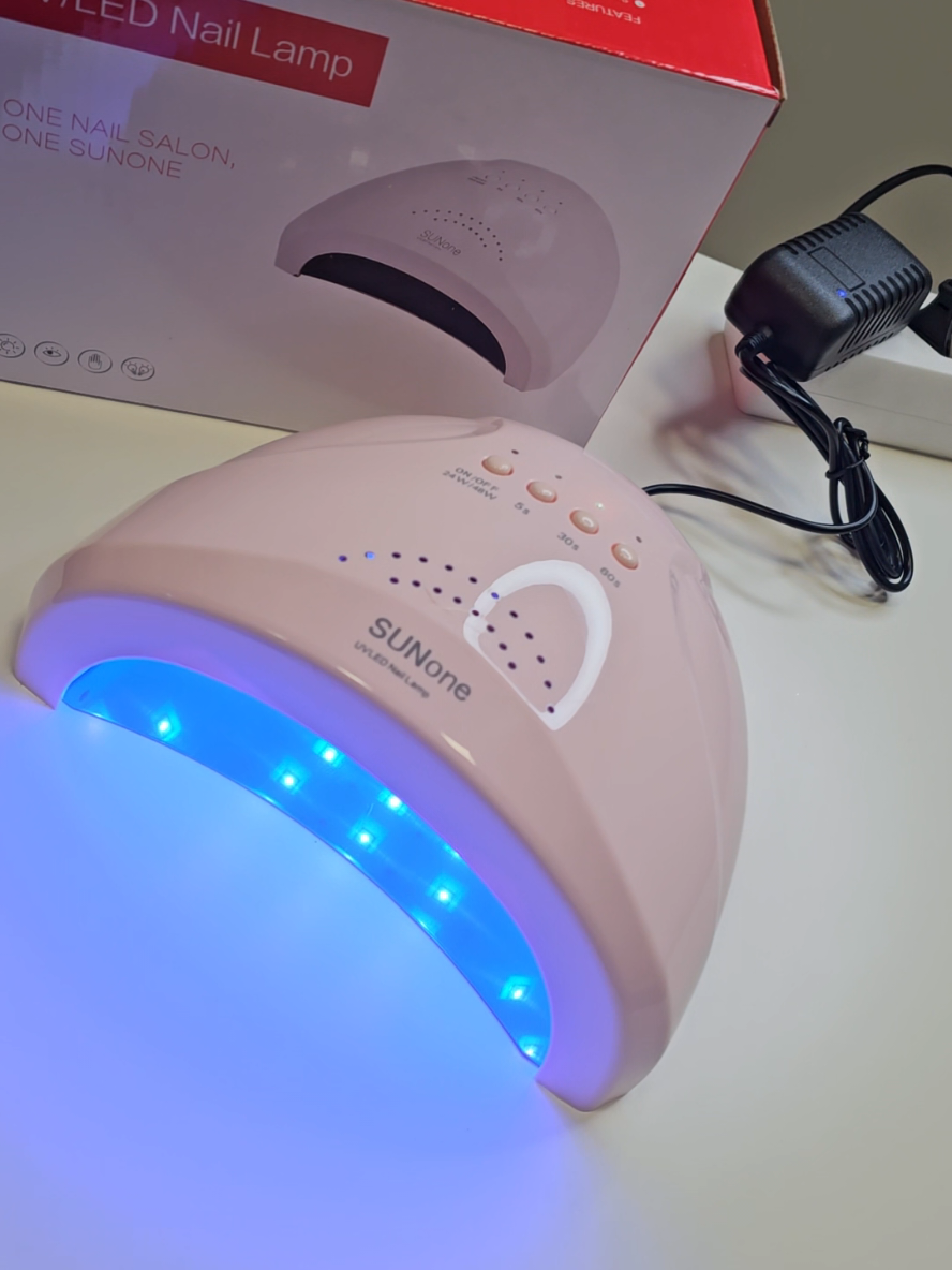 UV/LED lampa SUNOne 48w u Pink boji! Cijena: 35,00 KM