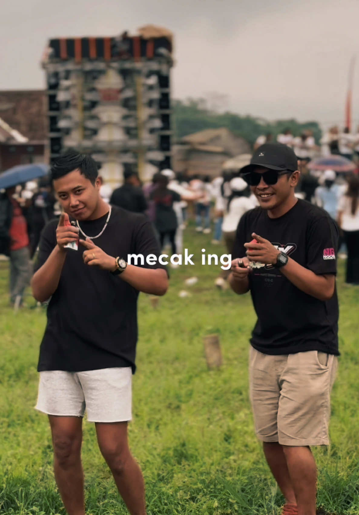Sumilir angin Pujon 🤓 Alon alon lebarkan sayap mu ploon 🤘😎  Cakeep @Vayz_Luluk 