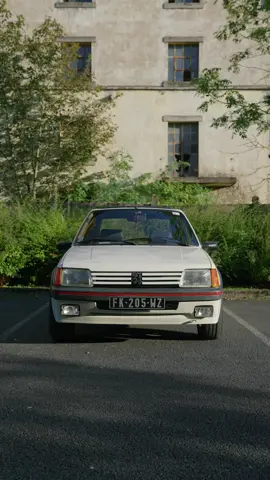 ASMR ve #Peugeot205GTi’nin ortak noktası ikisinin de modasının asla geçmemesi. #Peugeot205GTi #205GTi #40YearsOfPeugeot205 #PeugeotASMR #ASMRvideo #ASMRsounds #ASMR