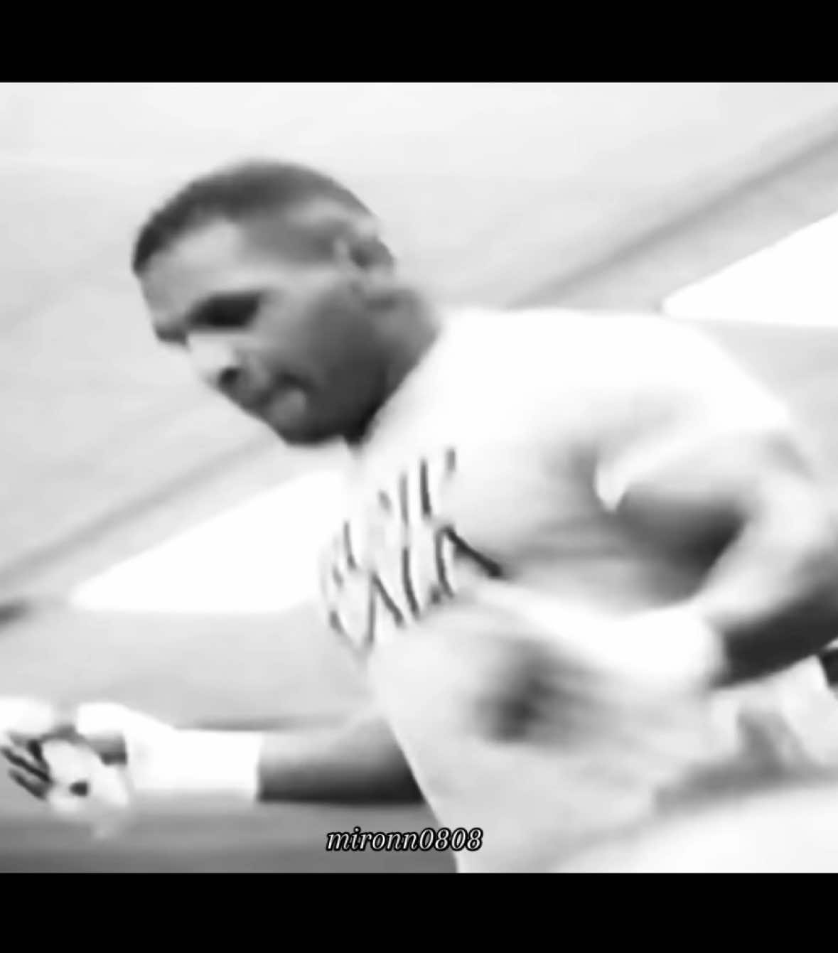 Mike Tyson Training Highlights.(1980s.)#ironmiketyson4#miketyson#Tyson#boxing🥊 