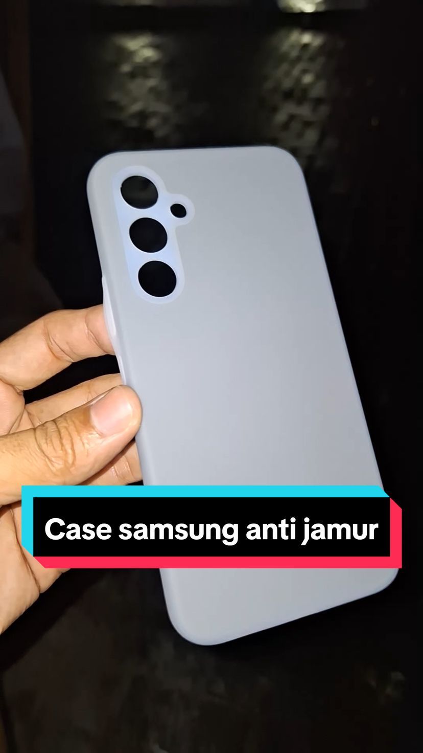 Asli mending langsung ganti case ke yang 3in1 ini, jadi pas di kamera nya lebih tinggi dari kamera samsung nya sendiri, jadi aman banget ke kamera #irungs #casesamsung #samsung #antijamur 