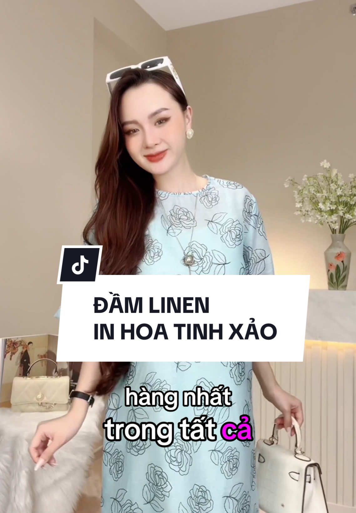 ✨ Với em đầm có dáng dài qua mắt cá chân, mang đến vẻ thướt tha, thanh lịch, form suông nhẹ không ôm sát cơ thể nhưng vẫn tôn dáng người mặc, tạo cảm giác thoải mái. Đây chính là siêu phẩm đang bán cháy hàng trên các phiên live nhà SWAN nàng ưng màu nào nhất nè 🥰 #swanlake #chekhuyetdiem #vaytrungnien #damlinen #xuan #damformsuong #dambau 