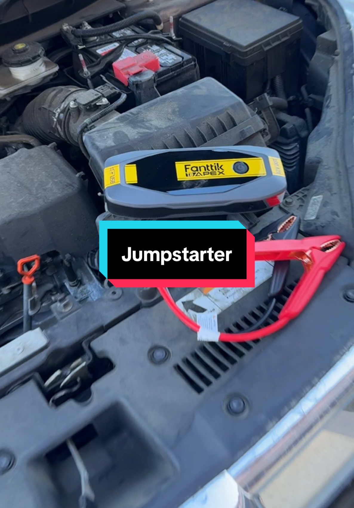 #fanttik Apex #jumpstarter is literally one of the easiest things I’ve used. #car 