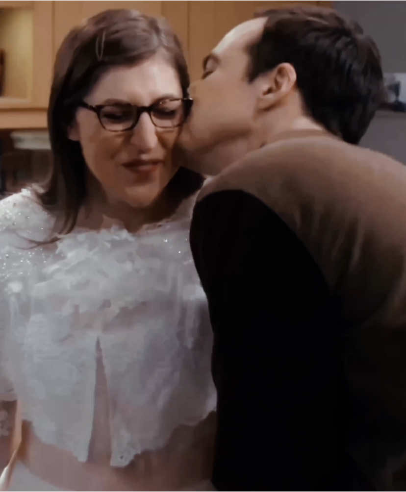 if i’m watching season 1, and you tell me that sheldon cooper would fall in love and become a clingy husband, i would’ve laughed at your face. but here we are. #thebigbangtheory #tbbt #bigbangtheory #amyfarrahfowler #sheldoncooper #sheldonandamy #shamy