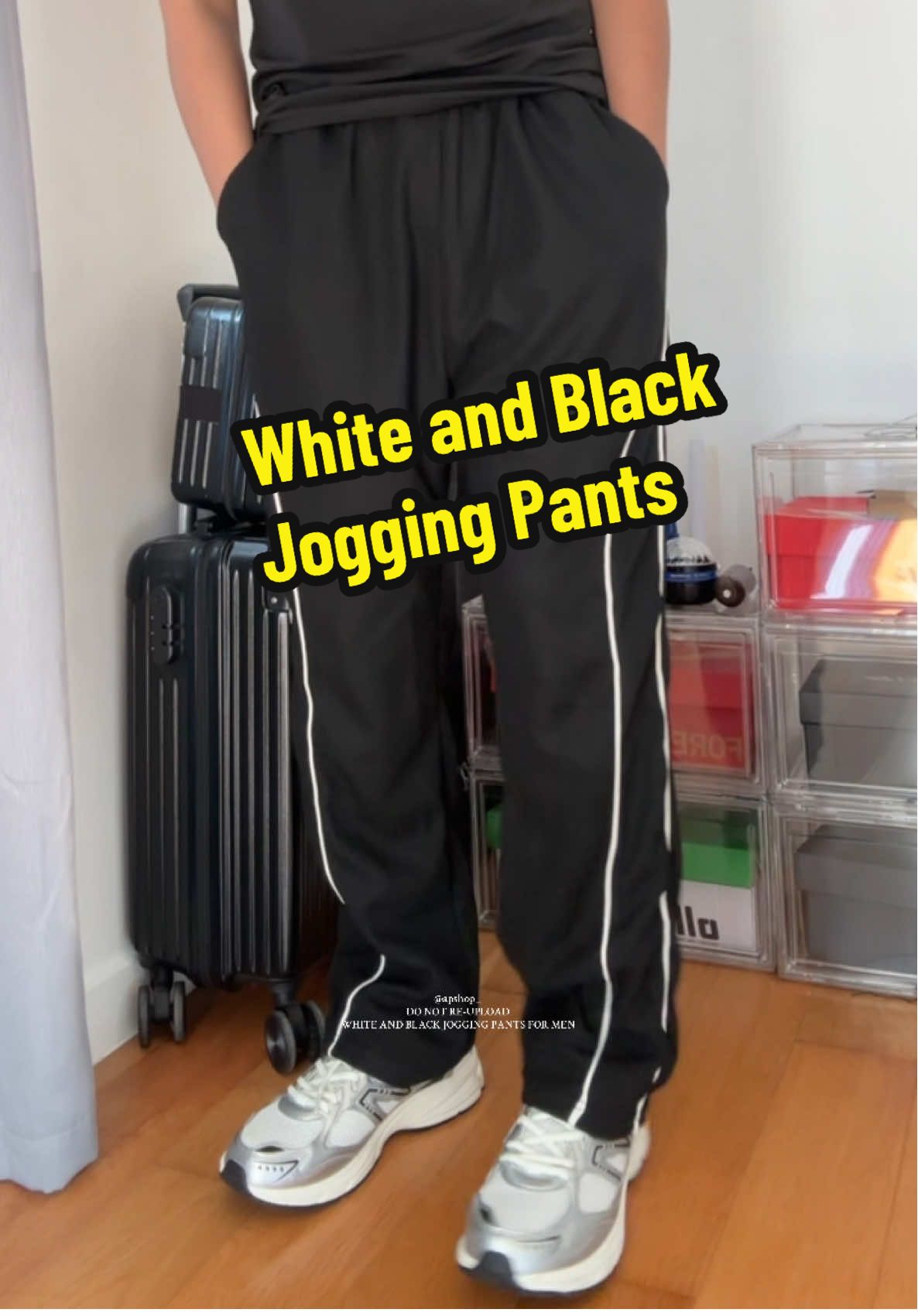 White and black jogging pants for men #fyp #joggingpants #whiteandblackjoggingpants #joggingpantsformen #tfashion