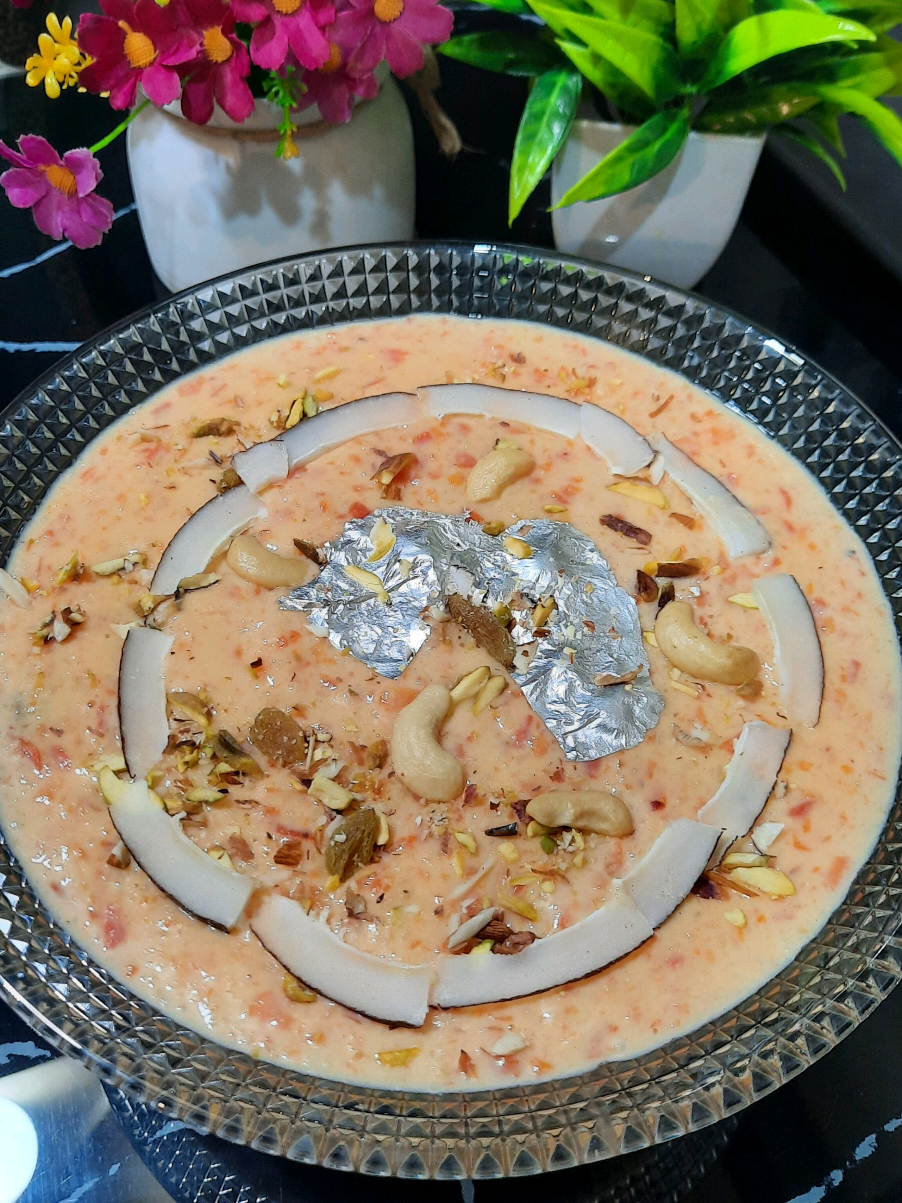 Delicious Gajrela Recipe #trendingtiktok #viraltiktok #foryoupage #foryou #Recipe #cooking #tiktokfood #gajrelarecipe 