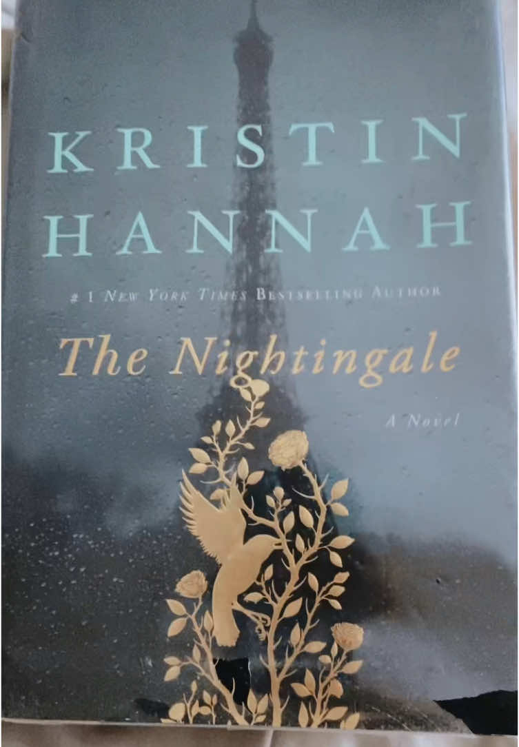 I’m a little over halfway through this book. It’s so good! What is everyone else reading?? 📖 #BookTok #fyp #kristinhannah #thenightingale 