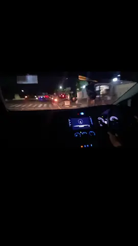 Malam-malam sambil nyetir innova, hati ini dipenuhi perasaan galau 😞 #innova #reborn #kijanginnova #fyp #xyzbcafyp #berandafyp #xyzbcafyp #tiktok #dieselpower #innova #cumidarat #galaubrutal🥀 #sadstory #sadvibes #sedihbanget😭😭😭 #kangen 