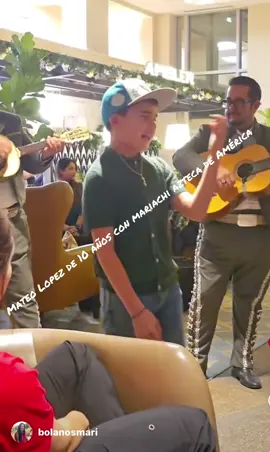 Cantando Fallaste Corazón con mi buen amigos de @Mariachi Azteca de América #MéxicosTieneTalento #ViajeMusical #VidaDeCantante #mateo #mariachilife #mexicano #purosanantonio #contodo #fyp #guinessworldrecordholder #littlebigshots #foryoupage #tuesday #2025 #musician #followme #follow #musicaranchera #ninoscontalento #talentoso #share #compartir #passion #mexicanpride 