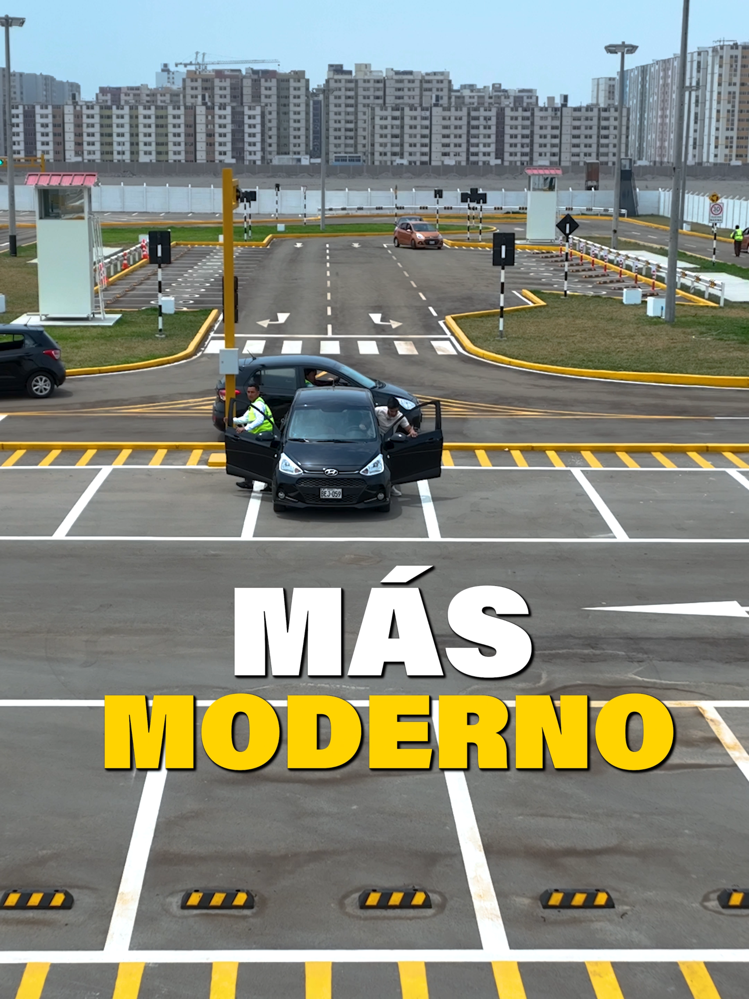 🚗 ¿Buscas dónde practicar para tu examen de manejo? ¡No pierdas más tiempo! 🔥 ¡Lima Norte tiene el  mejor circuito!  ✅ Prácticas reales, en un circuito igual al del examen. ✅ Instructores con experiencia te guiarán paso a paso. ✅ Prepárate con confianza y seguridad. 🎯 ¡Aprueba tu examen de manejo y obtén tu licencia a la primera! 📅 Reserva tu práctica hoy mismo. 👉 905 438 517 - 906 090 900 #practicasdemanejo #breveteperu #limanorte #Comas #circuitonuevo #examenbrevete #AprendeManejar