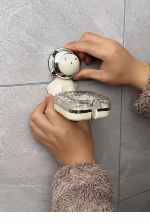 The hair dryer holder is finally available with a suction cup. The hair dryer can be adjusted at will, so you can free your hands when blowing your hair! #HairdryerRack #bathroom#DoMoreInAYear 