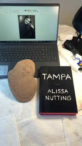 Sketch to be painted featuring author Alissa Nutting and the first 12 adjectives of her 2013 debut novel “Tampa” - stay tuned!! #art #ahsoart #cardboardart #popart #artistsworking #sketch #alissanutting #alissanuttingtampa #tampabook 
