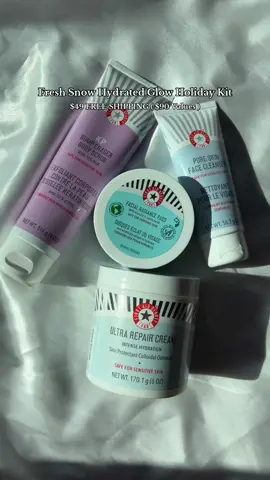 #firstaidbeauty ❄️ Fresh Snow Hydrated Glow Holiday Kit ☃️ 💙Only $49 FREE SHIPPING  ❄️Pure Skin Face Cleanser 2 oz. ☃️KP Bump Eraser Body Scrub 4 oz. ❄️Ultra Repair Cream 6 oz. ☃️ Facial Radiance Pads #pureskinfacecleanser #kpbumperaser #bodyscrub #bodycream #ultarepaircream #facialradiancepads #holidaykit #firstaidbeautyholidayset #newyearnewaura #skincare 