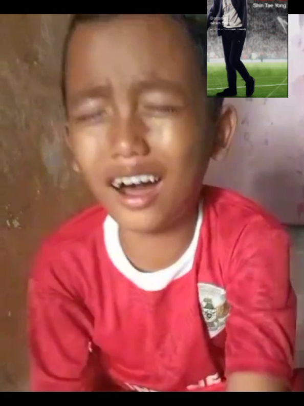 adik sangat mewakili apa yang kami rasakan 😭 #timnasindonesia #coachtimnasterbaru #fanstimnaskecewa #styout