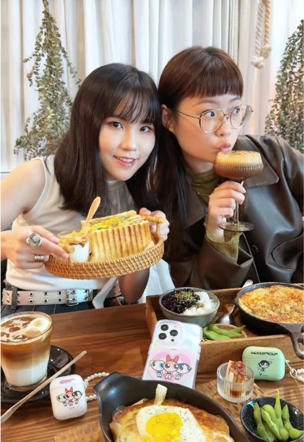 台北西門町探店🫧我還要二訪！  #shorts #food #girls #cute #eating #cafe #西門町 #台北 #美食 #台北美食 