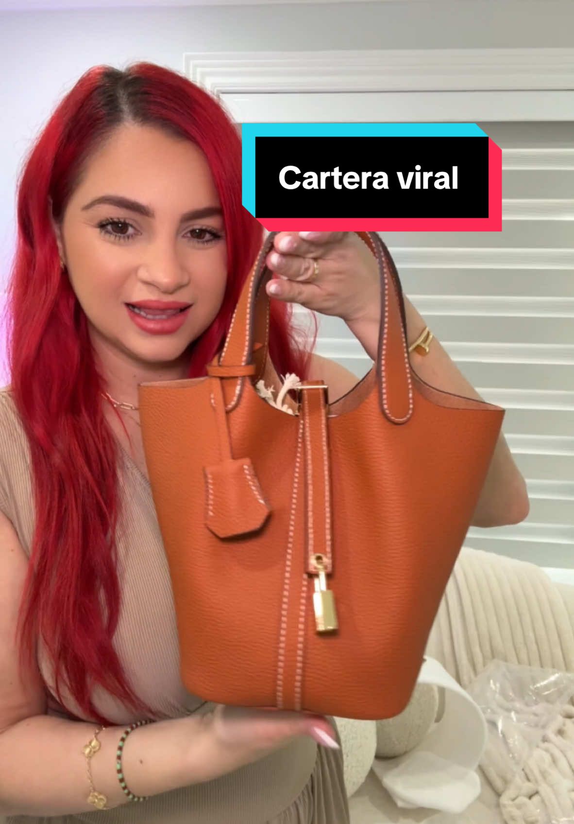 La cartera viral está hermosísima #handbag#viralhandbag#fyi#fyp#fashion#OOTD 