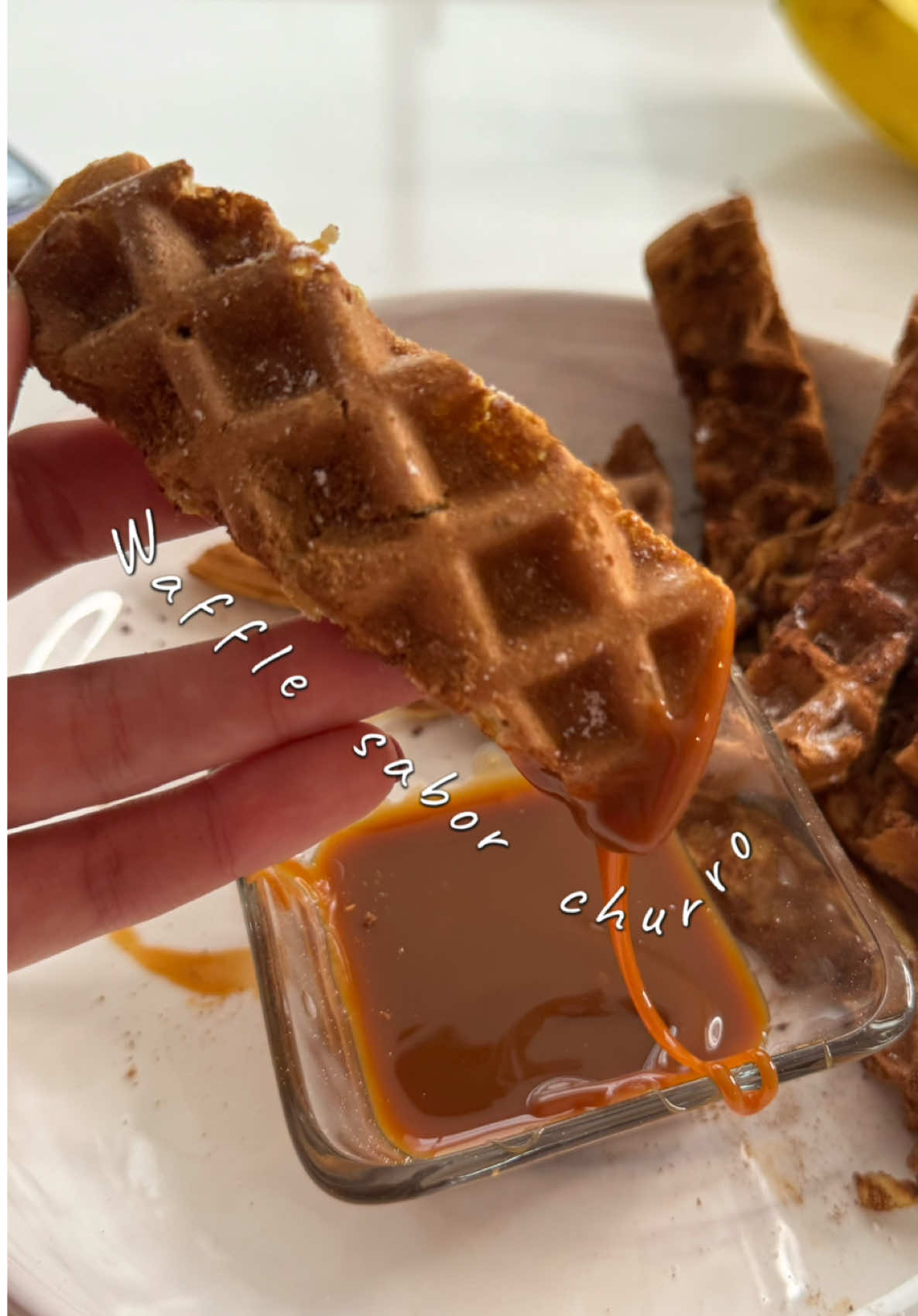 Waffle sabor churro 🧇 ¿te gustó? #rociocasfit #waffles #postresaludable #cocinasaludable #Receta 