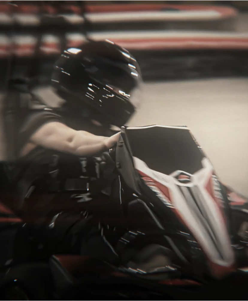 shes looks so badass in the gokart 🤭 / cc: @𝐛𝐫𝐢𝐠𝐡𝐭 / scp: @ashe (billie’s version) @overbills #billieeilish #billieeilishedits #billie #eilish #aftereffects #ae #zxfbills @🪐💤 @rory @Favv (Billie’s version) 