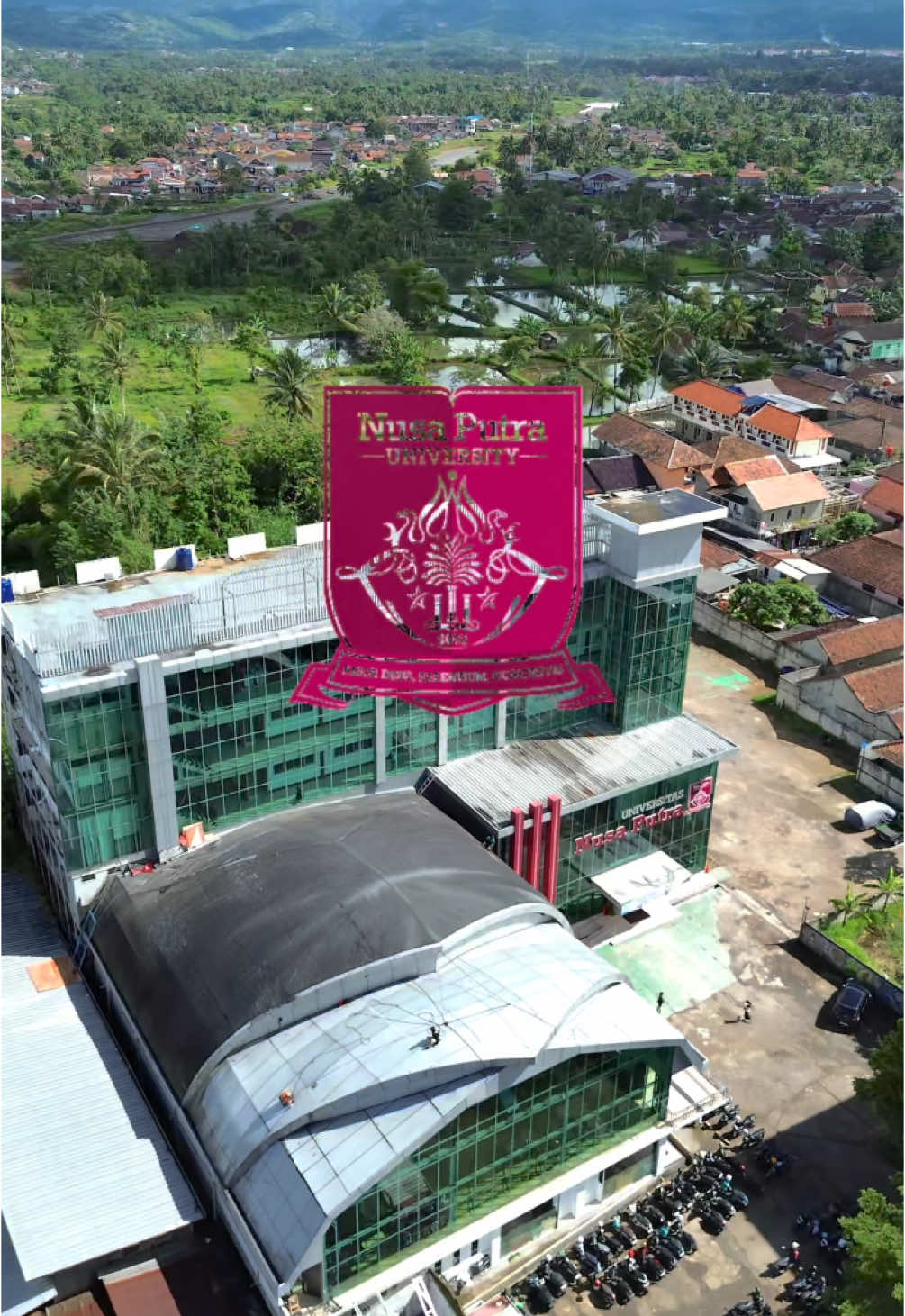 disini ada mahasiswa universitas nusa putra 🙌🏻 #fyp #sukabumi #foryoupage #kampusmerdeka 