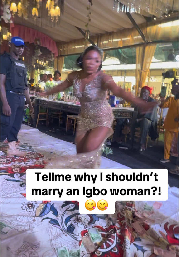 Igbo to the 🌍  So much Energy in this video.  #fypppppppppppppp #wedding #igbowedding #bride #bridedance #igbodance #trending #goviral #naijaweddings #igbokwenu 
