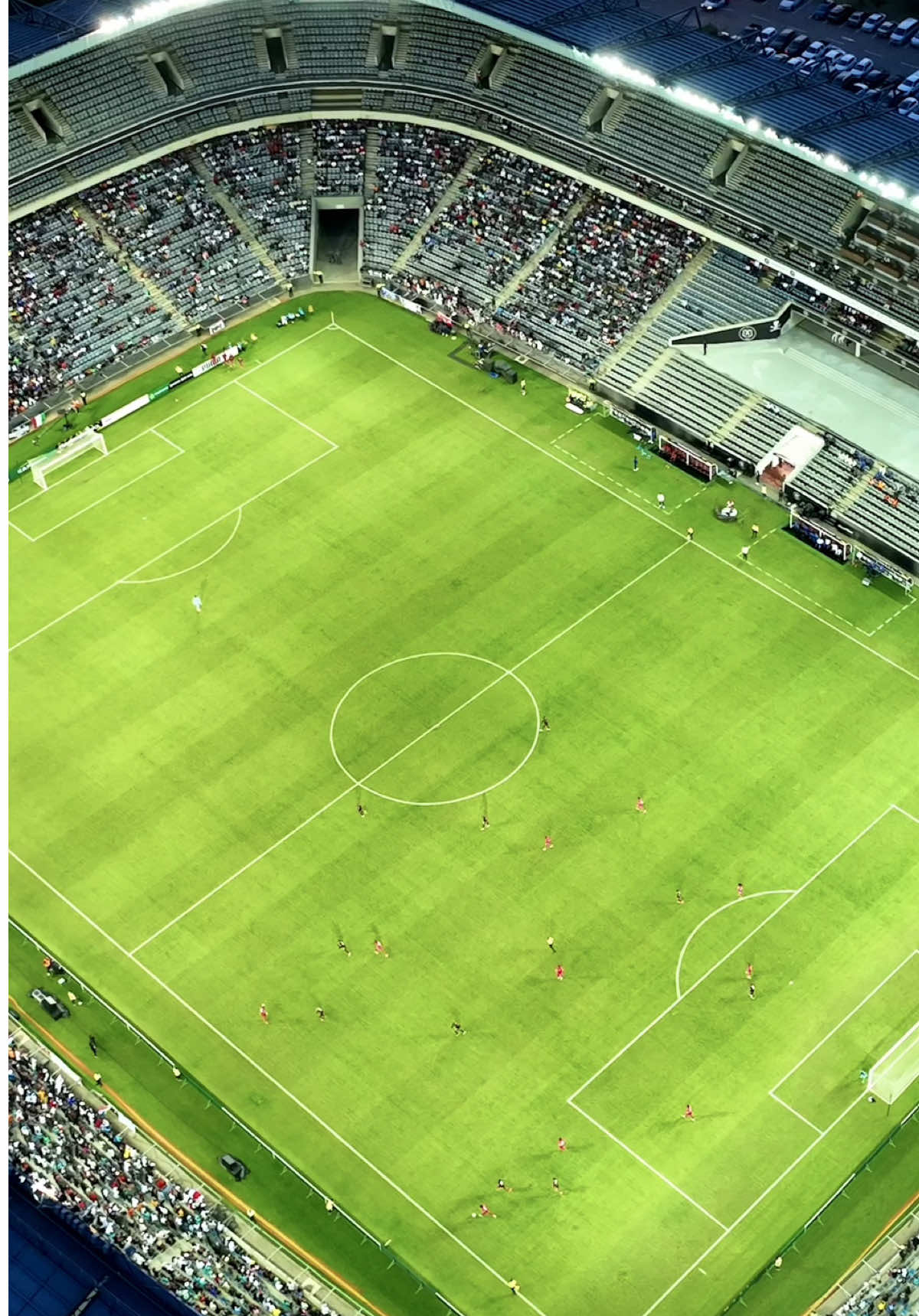 The DJI Mavic 3 Classic Night Mode is impressive compared to my Phantom 4pro plus v2.0 when I'm filming in a condition where the light is reduced. #OrlandoPiratesvStadedAbidjan #SAMA28 #cafchampionsleague #orlandostadium #soweto #lowlightvideography 