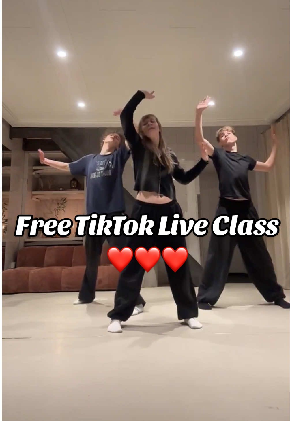 Thank you all so much for joing my class today on TikTok live!!!! I had a wonderful time dancing with you, please send me videos/tag me when you dance- I love seeing you!!! Next class is on Thursday 18.30CET, register in the Live event in my bio!!! Special thanks to my dancers  @emilhansson @frank☆ for joining me❤️