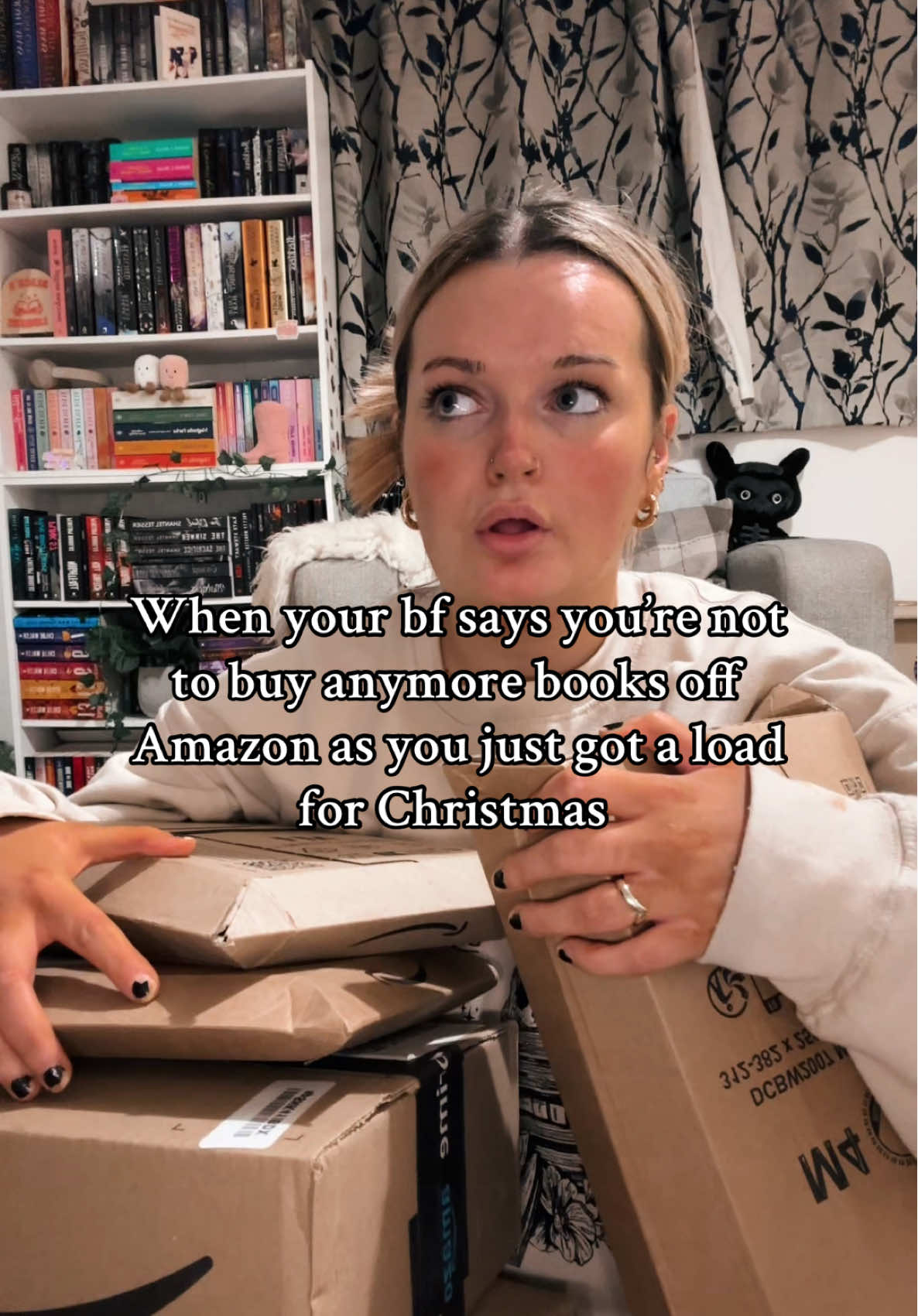 Whoops😂😂😂 HAUL COMING TOMORROW GIRLS📚💘😍 #BookTok #bookhaul #amazon #books #bookshopping #fyp