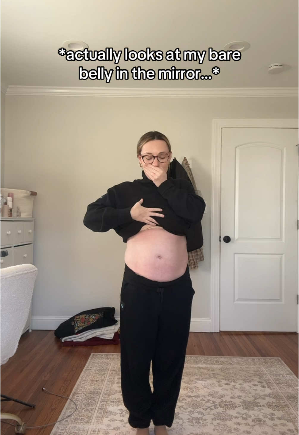 How can I be so incredibly body dismorphia?! #pregnancy #pregnantbelly #pregnant #20weekspregnant 