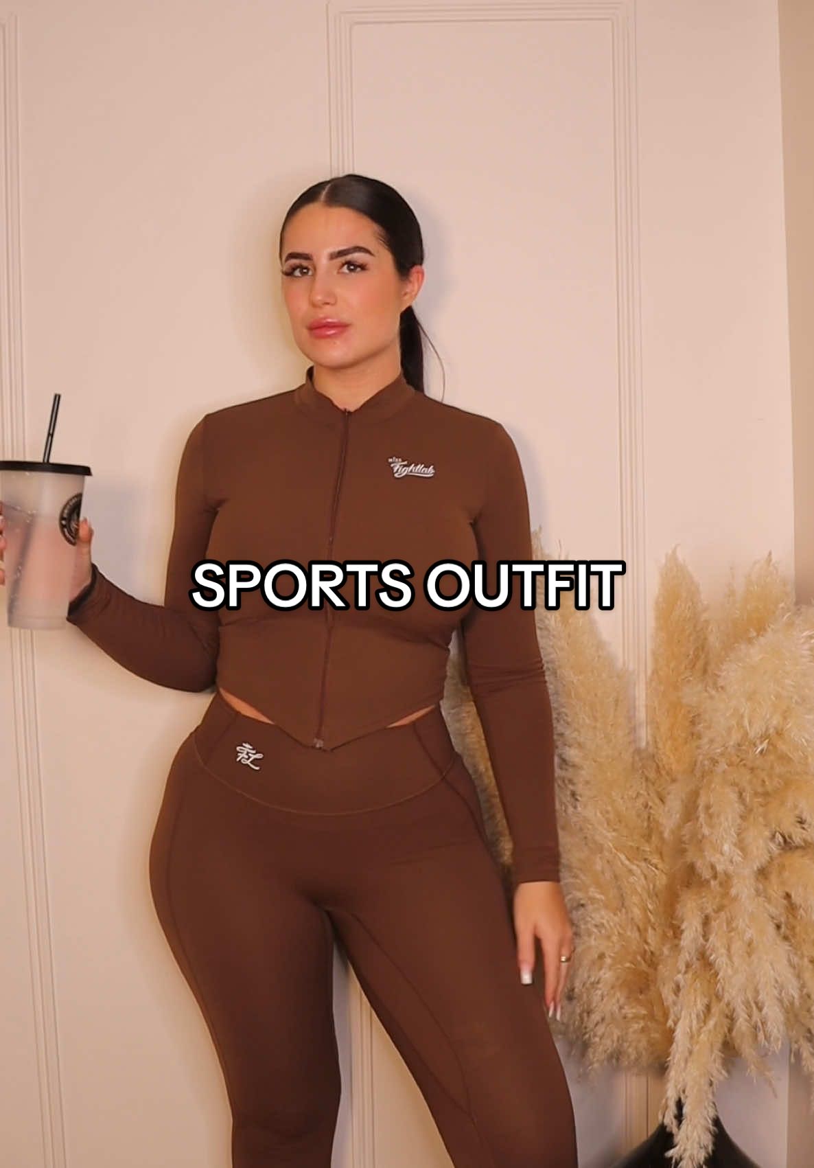 Sports Outfit 🤎  ( 👻 : alyssa_morgado)  ensemble @missfightlab  #outfit #outfits #motivation #Fitness #fitnessmotivation #sportoutfit #outfitoftheday #outfitsinspo 