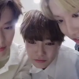 como assim o jeongin vai fazer 24 anos mês q vem?😓 #jeongin #i_n #straykids #fyp #fyy 