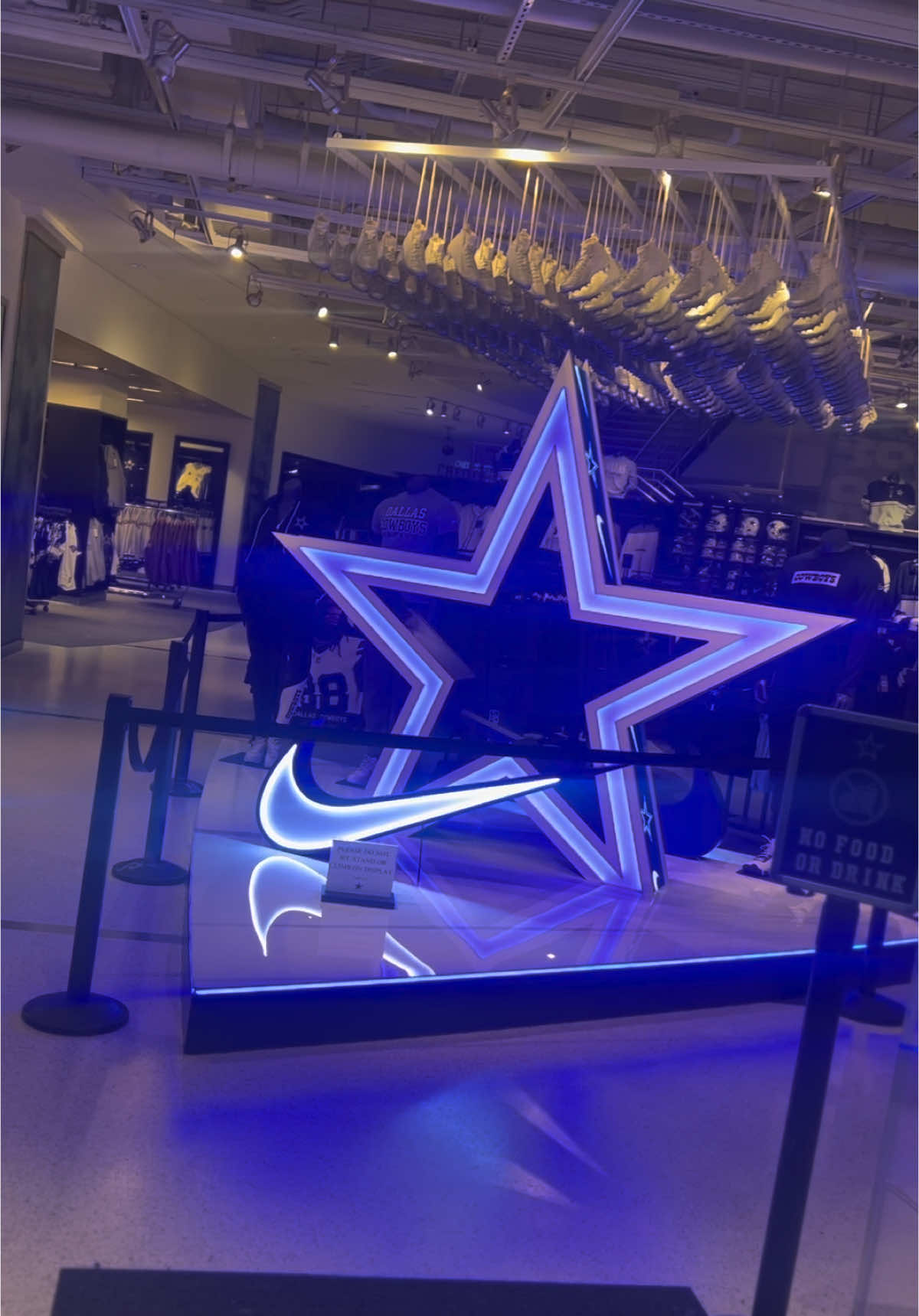 VIP Tour at the Cowboys Stadium⭐️🏈 #Dallas #FortWorth #DFW #arlington #Texas #Stadium #Tour #Football #NFL #nflfootball #NFLPlayoffs #sports #sportstiktok #JerryJones #dakprescott #ThingsToDo #Fun #Memories 