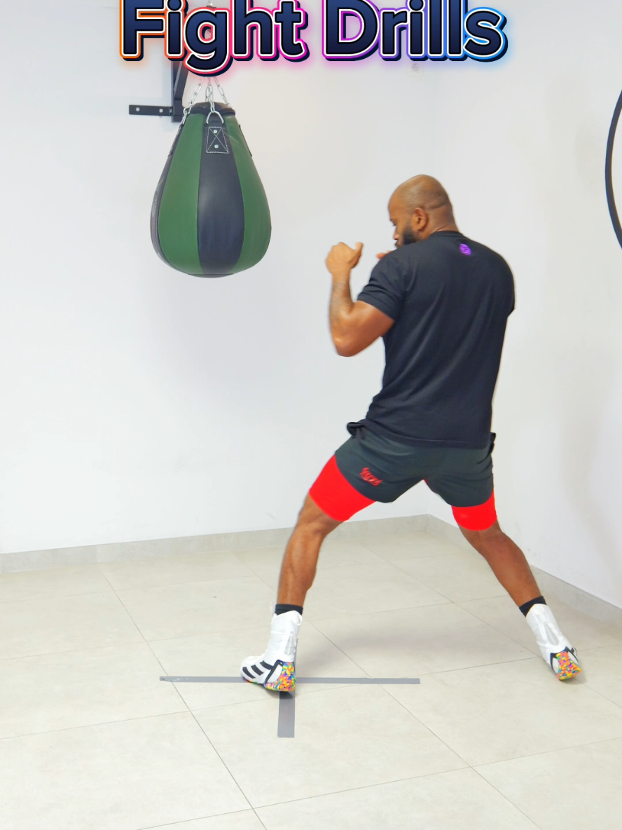 Footwork for coordination or for fight ? 