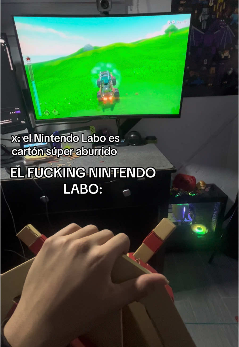 El niño venezolano viendo como todos juegan con cartón: 😶 #jvindahouse #nintendo #nintendoswitch #nintendolabo #labo #supermario #mariokart8deluxe #gamerentiktok  Nintendo Labo Mario Kart 