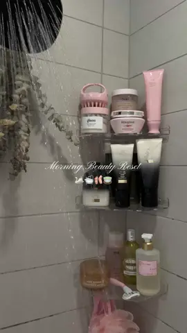 morning beauty reset aka girl therapy 🧖🏽‍♀️🛁🩰🤍 #fyp #aesthetic #morningroutine #beautyroutine #glowuproutine #selfcaremorning #selfcareroutine #Lifestyle @Oribe @LOCCITANE @Kérastase @Josie Maran Morning glow up routine, perfect morning routine 