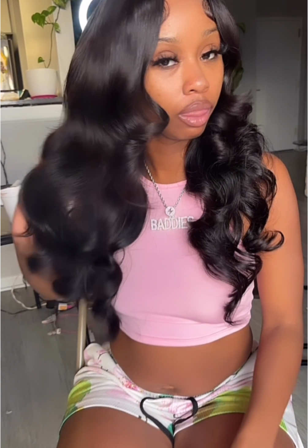 Frontal Wig Install w/ curls  on @SummerNoneOther 😍😍🔥🔥 they then gave the wrong bitch some Lace Glue 🤏🏾😂  . . #mvb #baddiesmidwest #summernoneother  