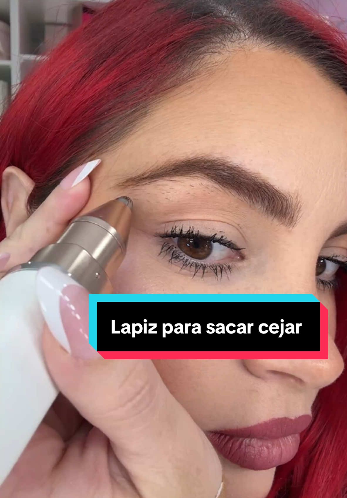 Me encanta este lapicito para mis cejas!! #browtrimmer#electricbrowtrimmer#eyebrows#eyebrowtutorial#eyebrowtrimmer 