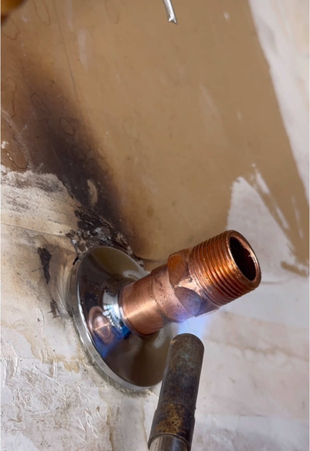 how a real professional installs a ball valve for a hot water heater 