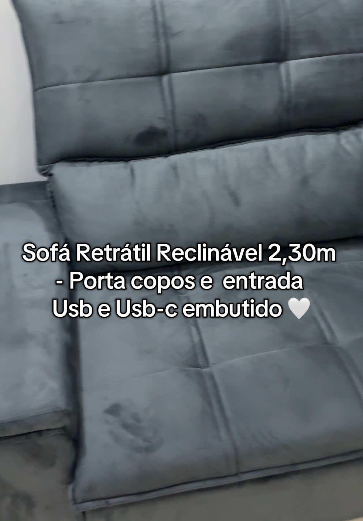 Mais uma conquista para nosso apto 204 🤍 Sofá novo 🥹 #apartamento #casamento #amor #sofanovo