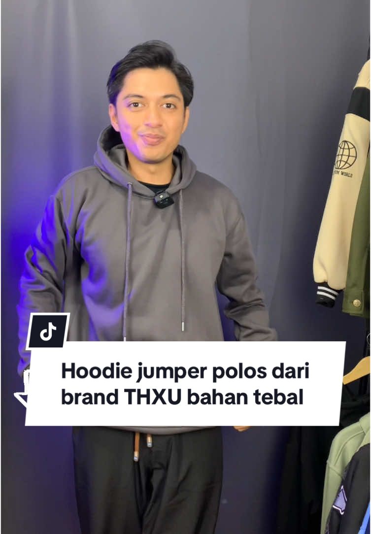 Hoodie jumper polos bahan tebal lembut nyaman dipakai #hoodie #hoodiejumper #hoodiepolos #wibgajian #cuantanpabatas #outfitbagja 