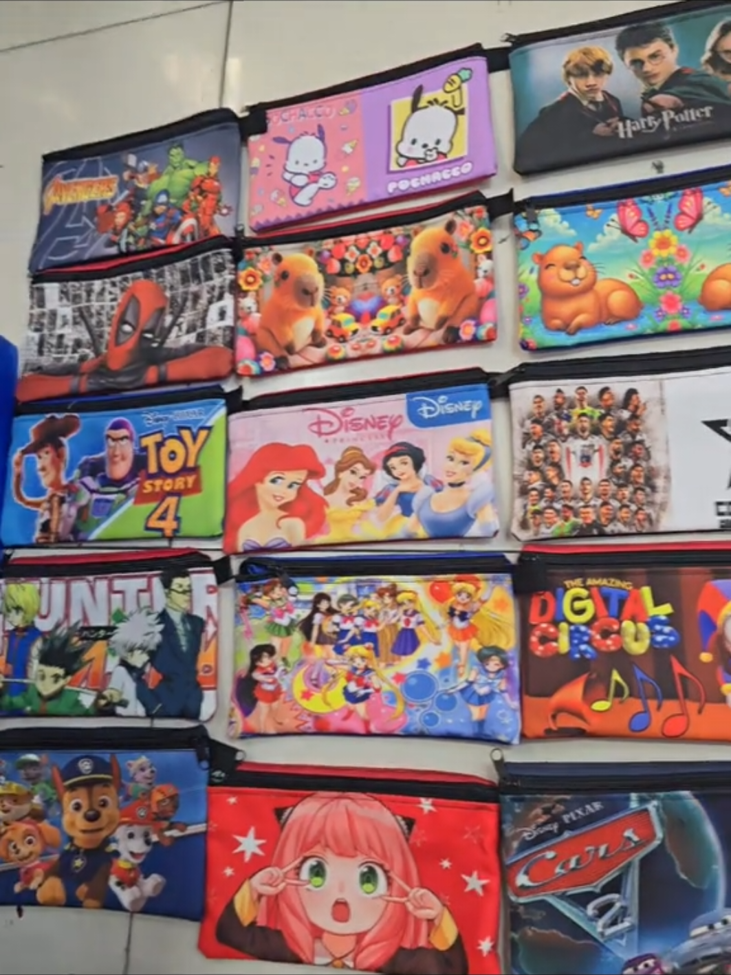 #estuches #cuadernos #utilesescolares #2024 #disney #capibara #capibaras #princesas #colocolo #lau #toystory #circusdigital #intensamente #avenguers #harrypotter #pormayor #fyp #viral_video #barriomeiggs #estacioncentral #mega10 #paratiiiiiiiiiiiiiiiiiiiiiiiiiiiiiii #chile 