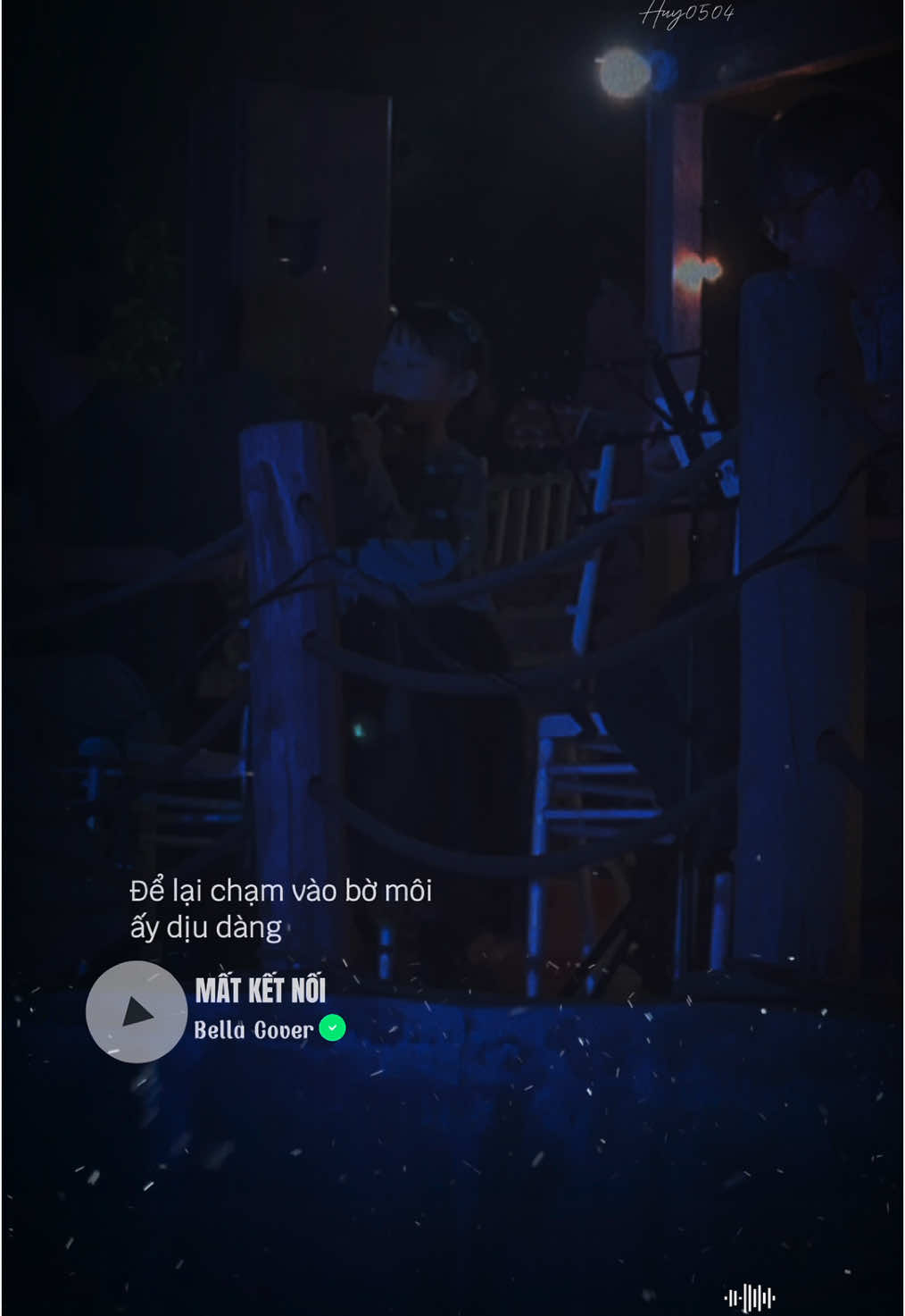 Nỗi nhớ em trong đêm thật dài…#motbannhaclive #matketnoi #bella #cover #lyrics #nhachaymoingay 