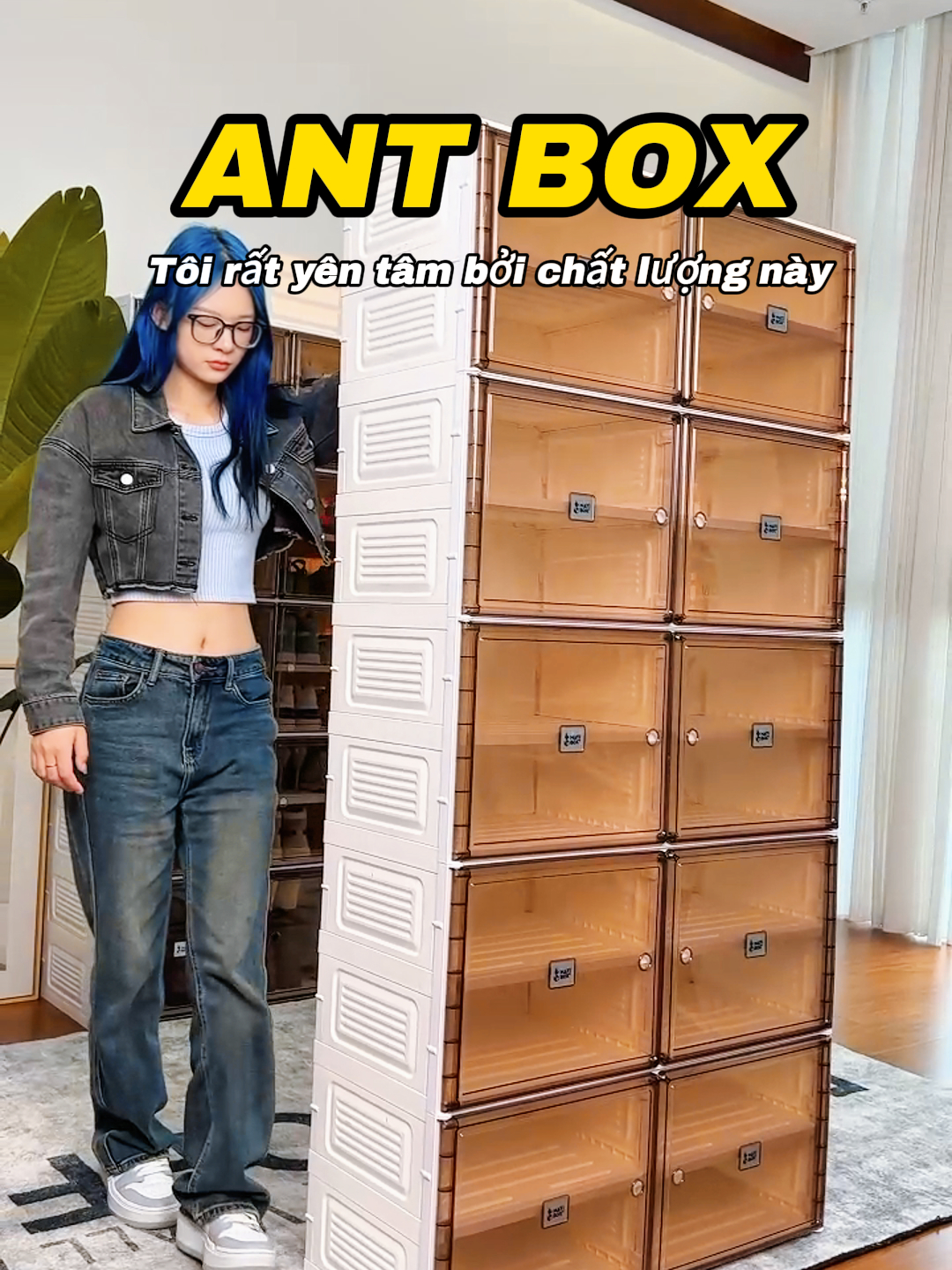 ANTBOX Tủ giày gấp miễn phí Không gian lưu trữ trong khoang trên và dưới có thể chứa 4 đôi giày trong một cánh cửa, từ giày nam cỡ lớn đến dép cao gót, tất cả đều có thể dễ dàng đặt! Bất kể kích thước của tủ giày, một tủ kéo tích hợp mà không cần cài đặt có thể được lắp ráp trong vài phút! Tấm cửa mờ màu nâu nhạt đi kèm với một bộ lọc chất lượng cung cấp độ trong suốt vừa phải. Giày không chỉ được tìm thấy trong nháy mắt mà còn tỏa ra cảm giác sang trọng khi đặt trong tiền sảnh hoặc phòng khách! #ANTBOX #Trangđiểm #antbox #không #Trang Phục Tnt #tủquầnáo #Dunglượnglớn #homedecor #dungeonsanddragons #Tủ