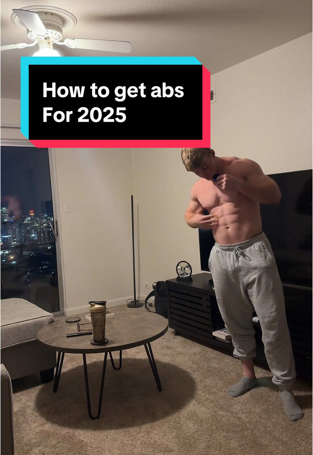 Why wouldn’t you want to get fit for 2025? 🤔 #abs #absworkout #summerbody #tiktokmademebuyit #fyp #viral 