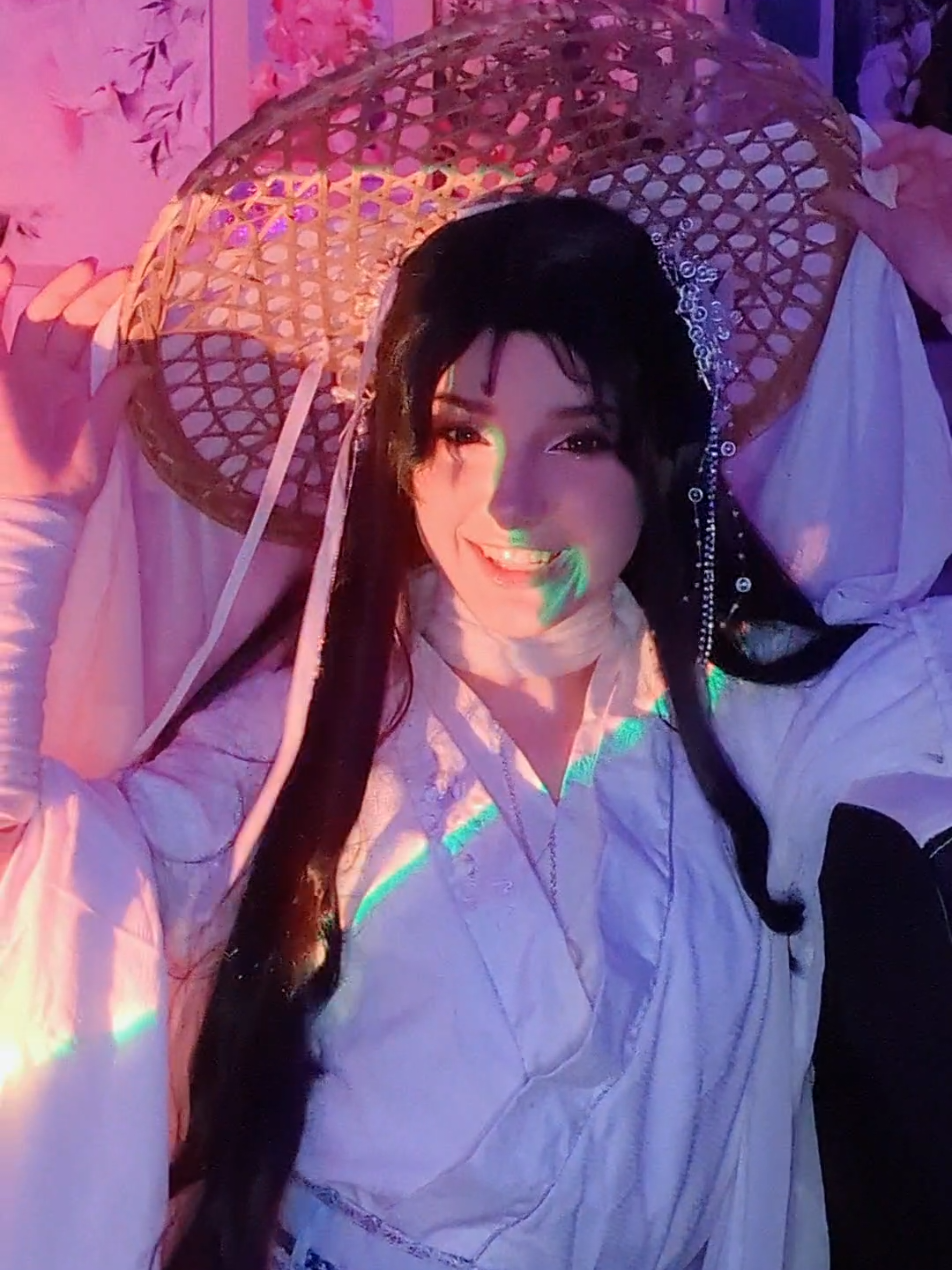 Me when I have more content than I know what to do with so now I'm actually actively posting?? crazy I know . #xielian #xieliancosplay #heavenofficialsblessing #heavenofficialsblessingcosplay #heavenofficialsblessingxielian #tgcf #tgcfcosplay #tgcfxielian #tianguancifu #tianguancifucosplay #tianguancifuxielian #cosplay #cosplayer