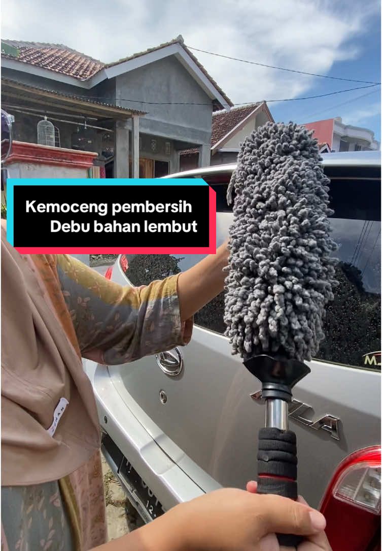 Kemoceng microfiber pembersih debu. #kemocengmicrofiber #kemocengpembersihdebu #kemocengserbaguna #aksesorismobil 