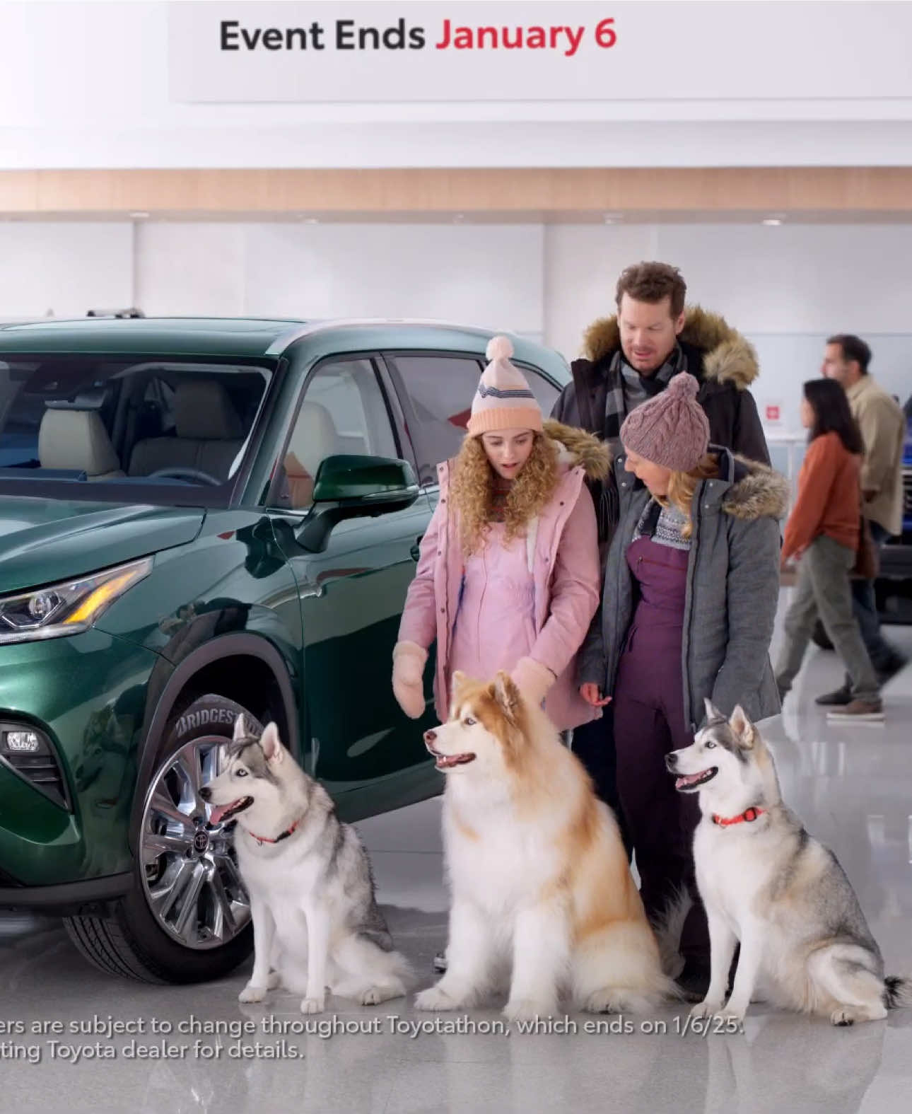 my amazing national Toyota commercial “Human Friends” is OUT NOW!! as part of the Toyotathon campaign 🚗🚙☃️🐕🐕🐕!! & such a dream to work w my favv dogs huskies 🫶🐶🐾 Its been airing everywhere!! plz let me  know if you’ve seen it and where 👀 📺  #toyota #toyotahighlander #toyotausa #car #commercial #huskies #husky #dogs #snow #winter 