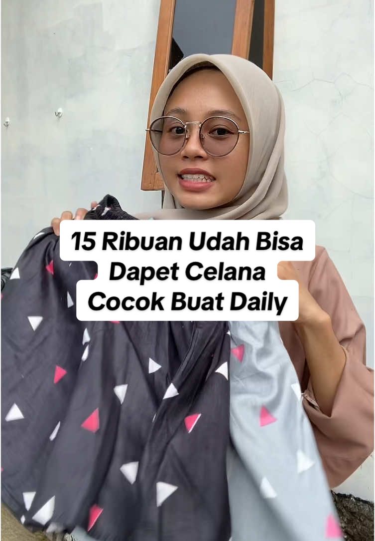 beli ini bakal cocok buat sehari-hari di rumah #celanapendek #celanapendekwanita #celanawanitamurah #celanawanitaterbaru #fyp 